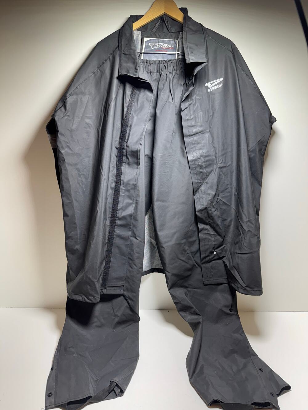 Teknic Waterproof Reflective Stripe Jacket and Pants Rain Suit Sz L Heavy